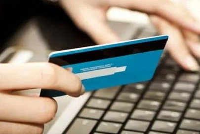 42-летняя жительница Рогачева оформила кредит на 8000 рублей после звонка кибермошенников