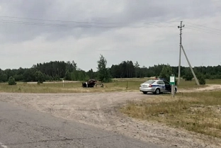 В Светлогорском районе автомобиль врезался в трубу водозабора. Водитель умер в больнице