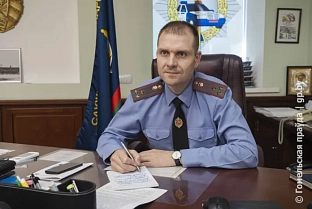 Летящий песок и шум от мотоциклов: начальник управления ГАИ УВД облисполкома Руслан Колесников провел прямую линию