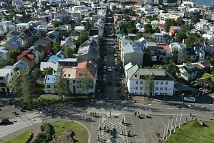 Исландия первой в Европе сняла все ограничения из-за COVID-19